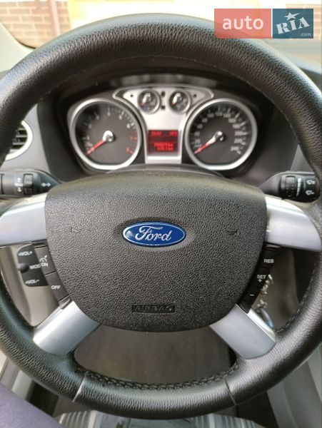 Универсал Ford Focus 2010 в Киеве