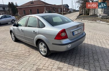 Седан Ford Focus 2005 в Великих Мостах