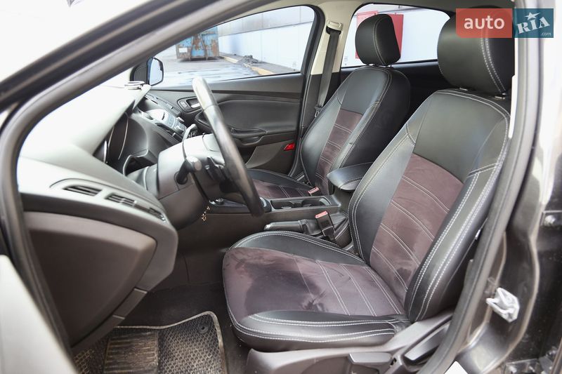 Седан Ford Focus 2016 в Киеве