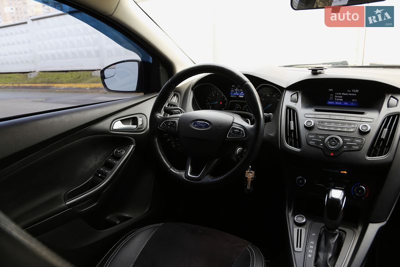 Седан Ford Focus 2016 в Киеве