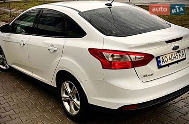 Седан Ford Focus 2013 в Ужгороде