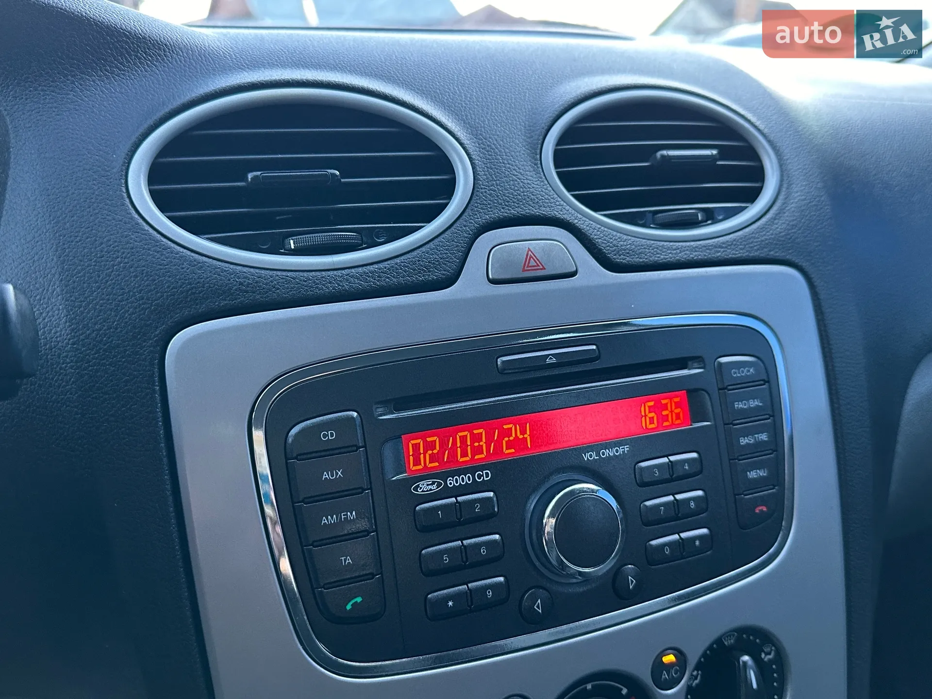 2010 Ford Focus - мініатюра 68