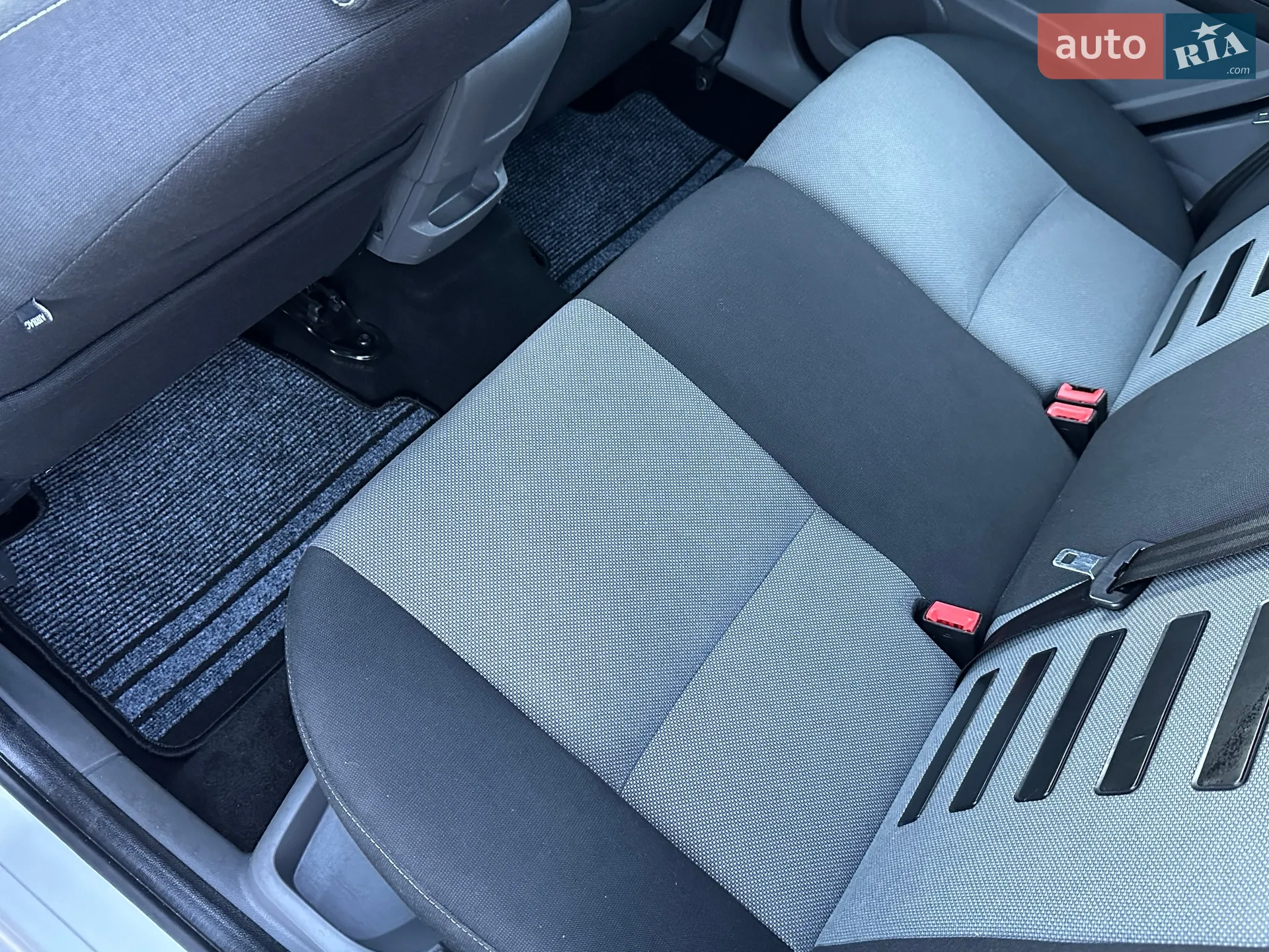 2010 Ford Focus - мініатюра 73