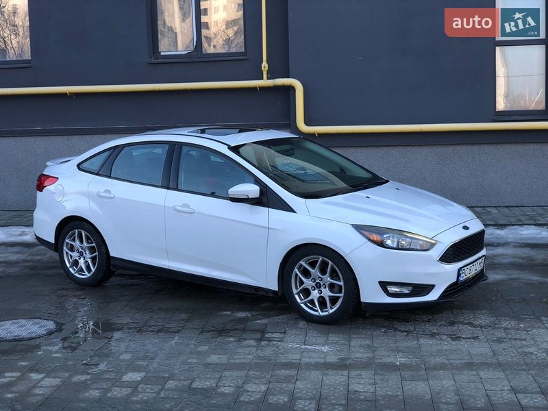 Хэтчбек Ford Focus 2015 в Львове