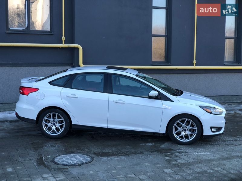 Хэтчбек Ford Focus 2015 в Львове
