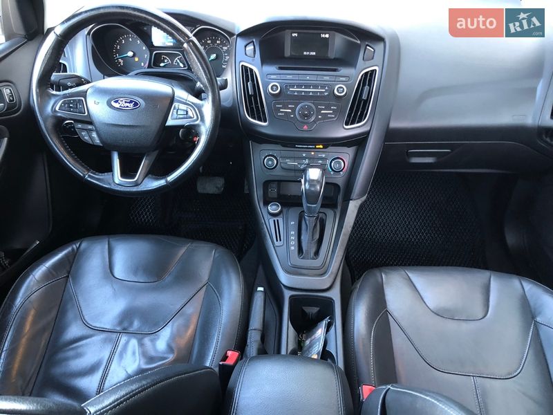 Хэтчбек Ford Focus 2015 в Львове