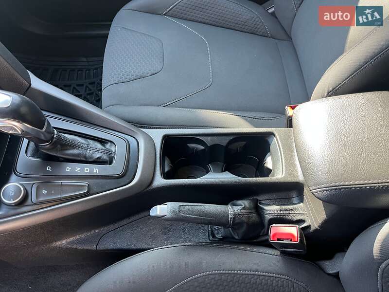 Хетчбек Ford Focus 2016 в Львові