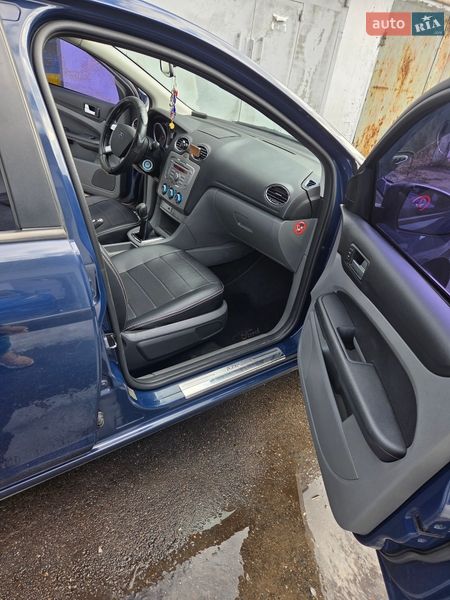 Хетчбек Ford Focus 2008 в Києві