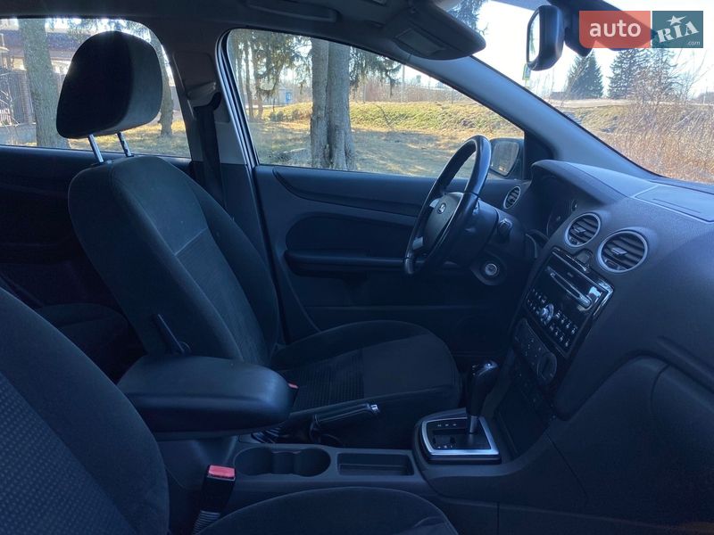 Универсал Ford Focus 2006 в Вознесенске