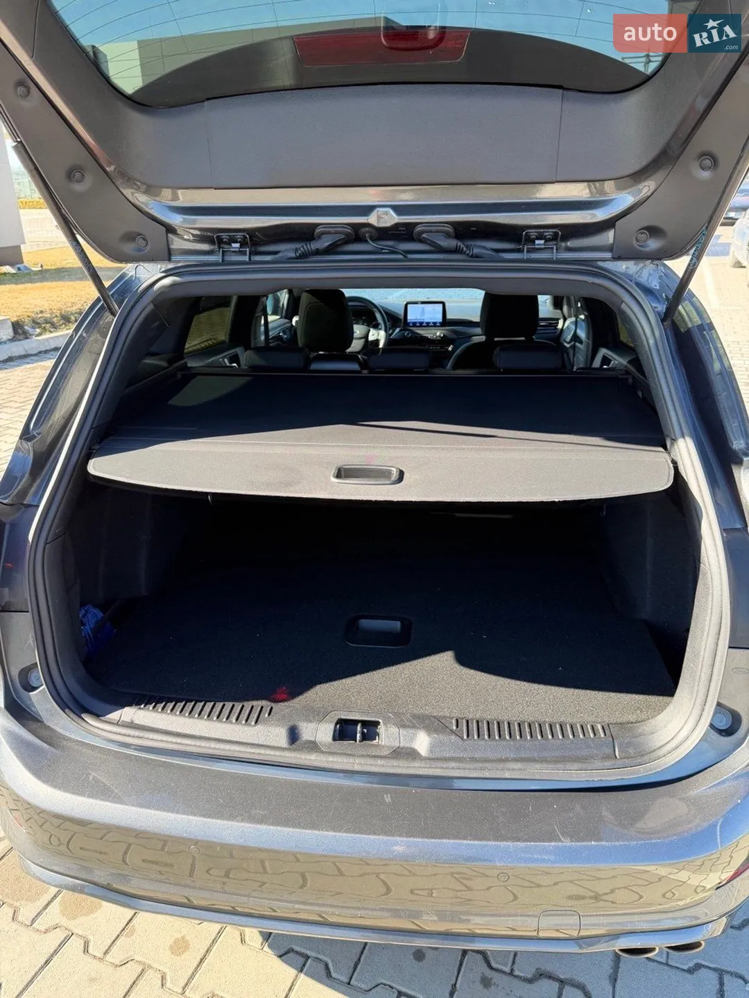 2019 Ford Focus - мініатюра 16