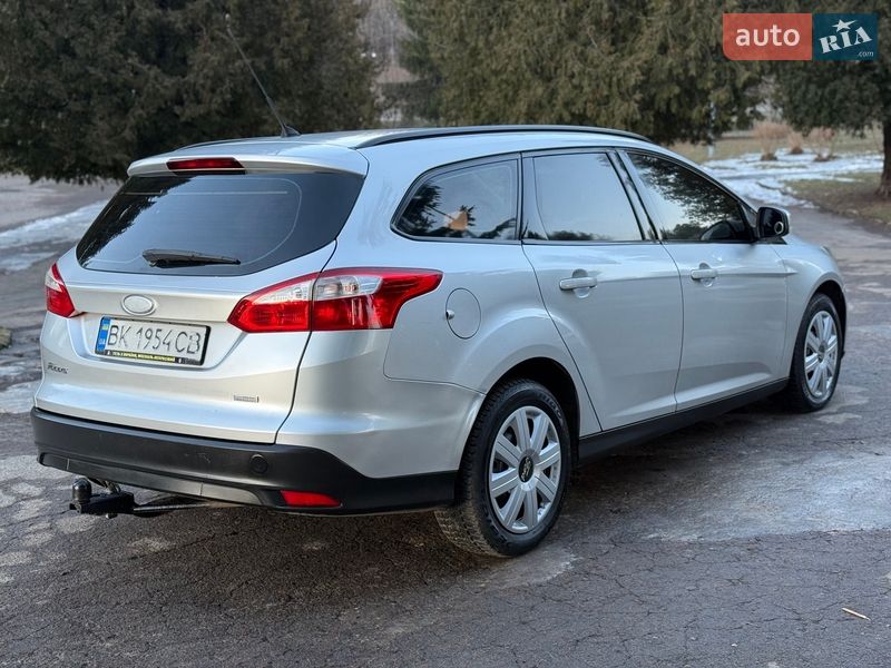 Универсал Ford Focus 2011 в Ровно