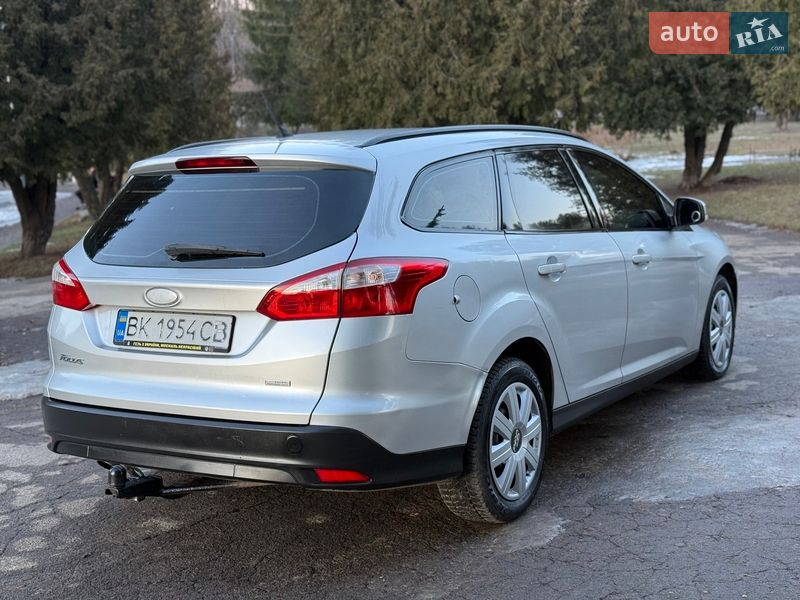 Универсал Ford Focus 2011 в Ровно