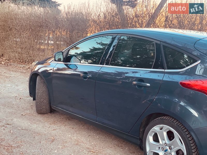 Хэтчбек Ford Focus 2013 в Стрые