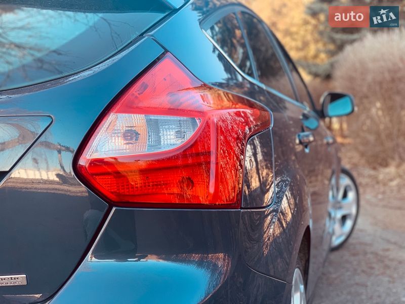 Хэтчбек Ford Focus 2013 в Стрые