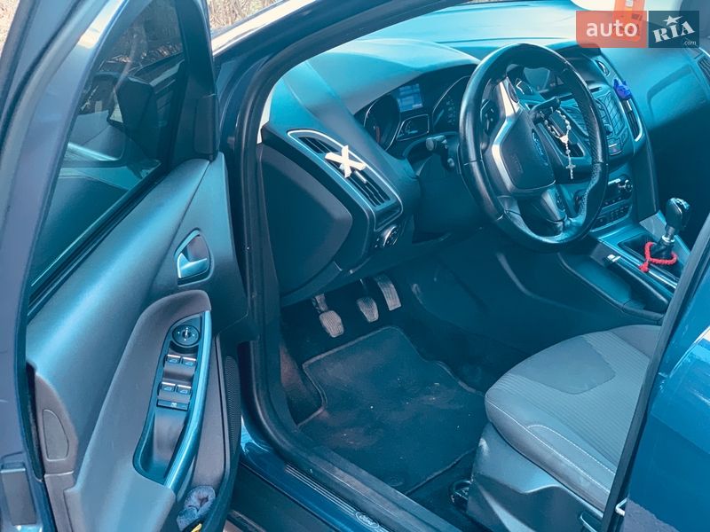 Хэтчбек Ford Focus 2013 в Стрые