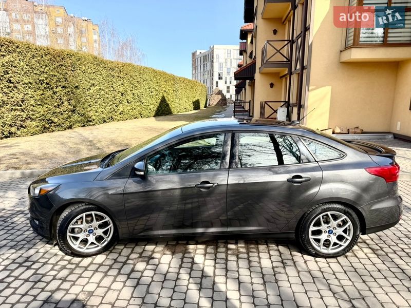Седан Ford Focus 2015 в Луцке
