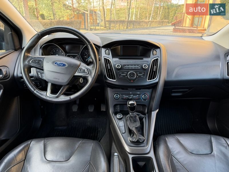 Седан Ford Focus 2015 в Луцке