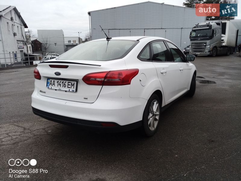Седан Ford Focus 2015 в Киеве