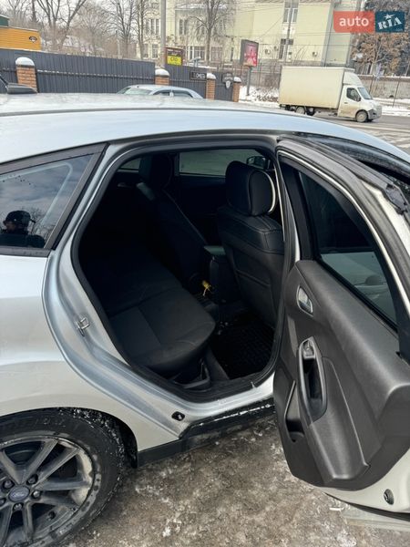 Хэтчбек Ford Focus 2015 в Черкассах