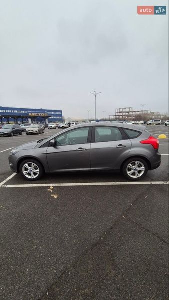 Хэтчбек Ford Focus 2012 в Киеве