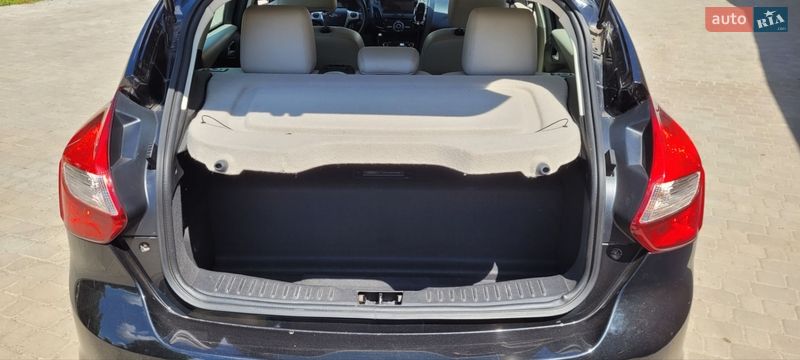 Хэтчбек Ford Focus 2013 в Сумах