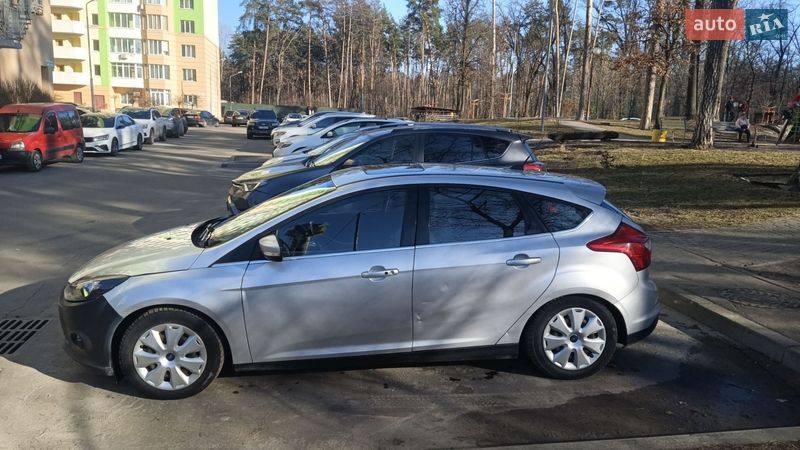 Хэтчбек Ford Focus 2013 в Киеве