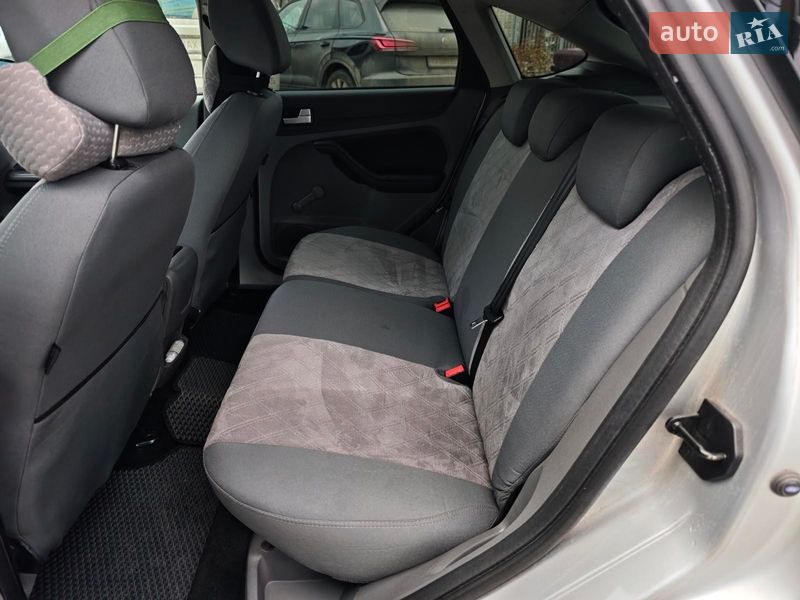 Хэтчбек Ford Focus 2010 в Харькове