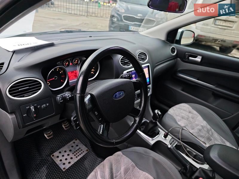 Хэтчбек Ford Focus 2010 в Харькове