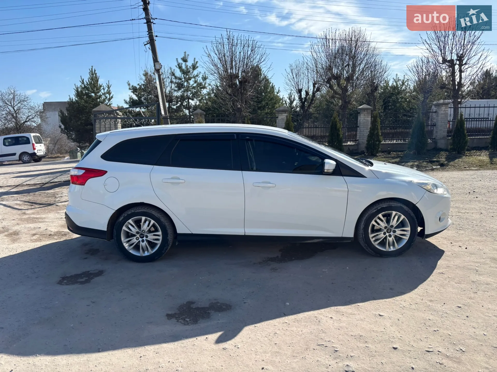 2011 Ford Focus - мініатюра 2