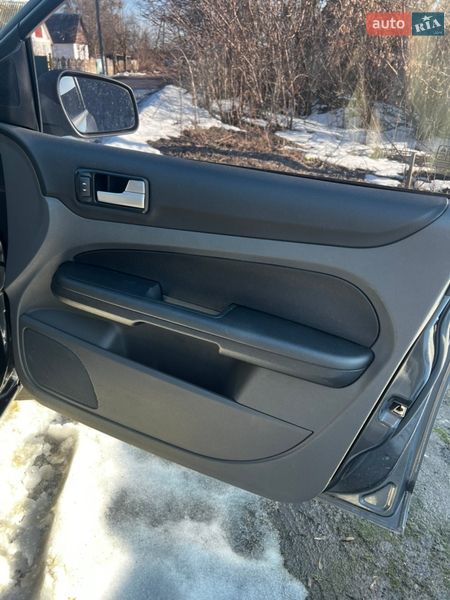 Универсал Ford Focus 2006 в Романове