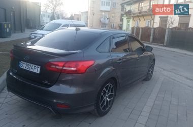 Седан Ford Focus 2015 в Стрию