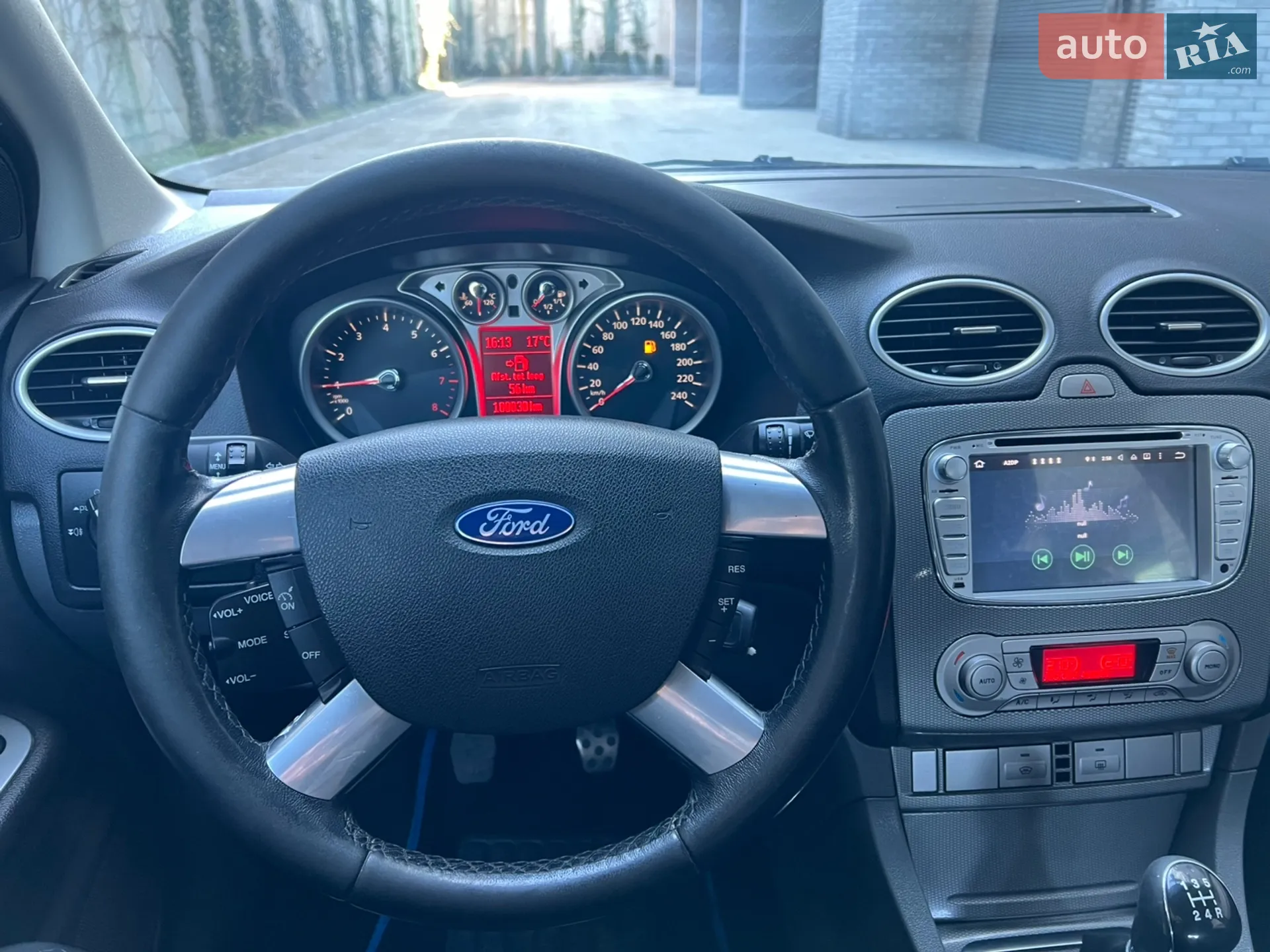 2010 Ford Focus - мініатюра 30