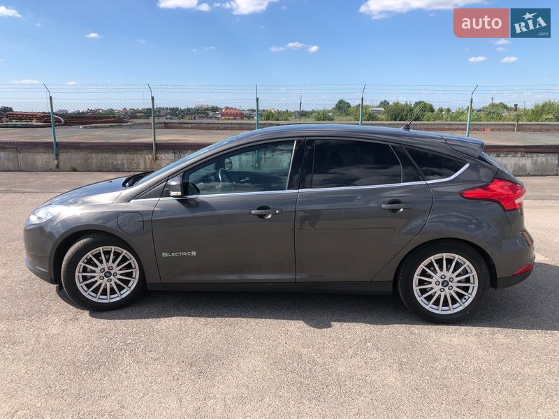 Хэтчбек Ford Focus 2017 в Виннице