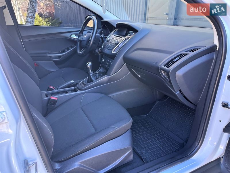 Хэтчбек Ford Focus 2017 в Харькове