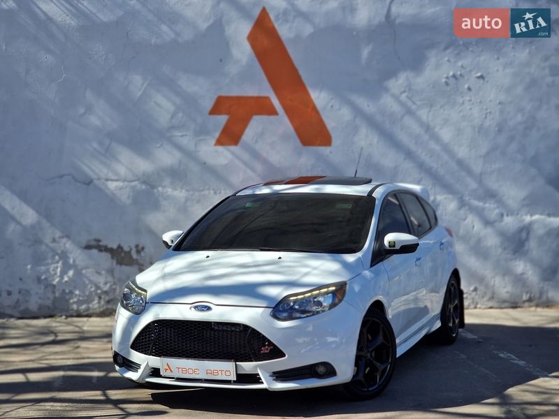 Хэтчбек Ford Focus 2013 в Одессе