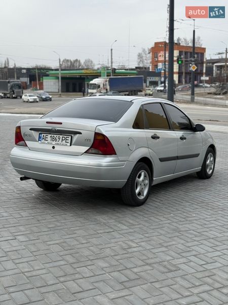 Седан Ford Focus 2003 в Днепре