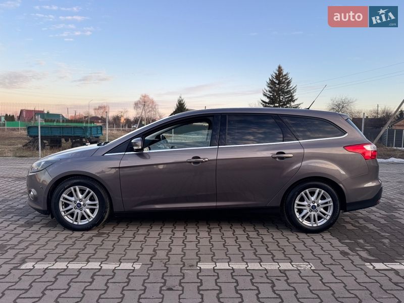 Универсал Ford Focus 2012 в Нововолынске