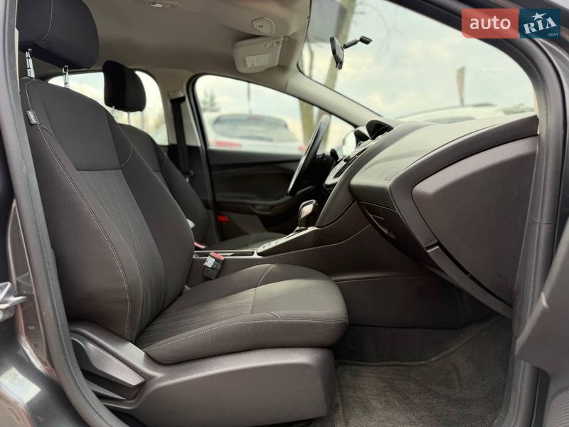 Хетчбек Ford Focus 2015 в Львові