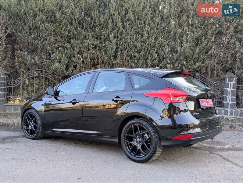 Хэтчбек Ford Focus 2016 в Луцке