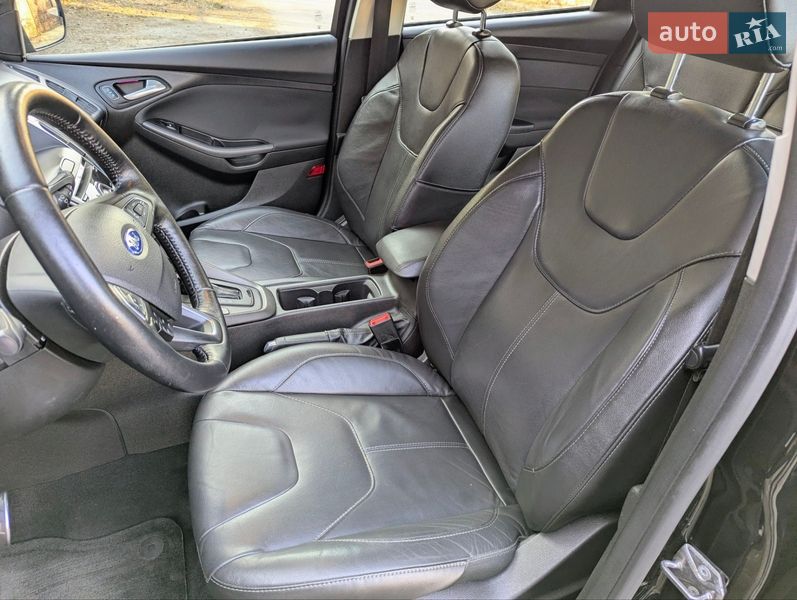 Хэтчбек Ford Focus 2016 в Луцке