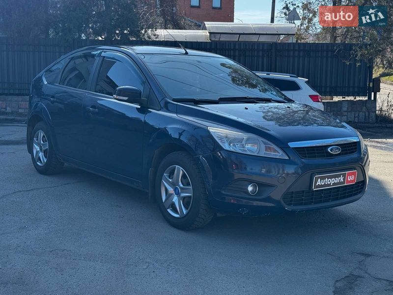 Хэтчбек Ford Focus 2008 в Киеве
