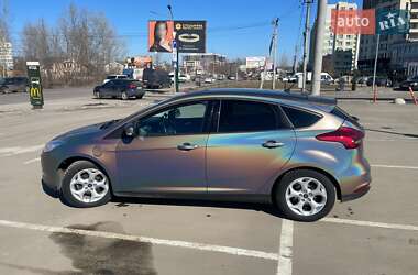 Хэтчбек Ford Focus 2016 в Киеве