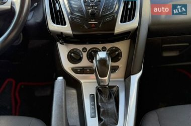 Хетчбек Ford Focus 2014 в Житомирі