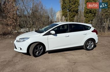 Хетчбек Ford Focus 2014 в Житомирі