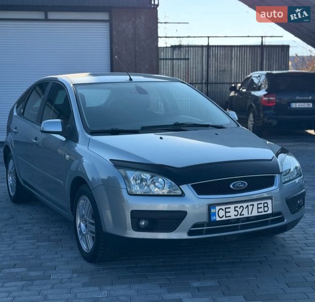 Хэтчбек Ford Focus 2005 в Вашковцах