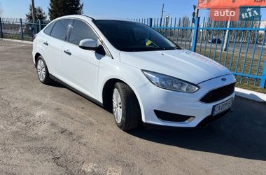 Седан Ford Focus 2017 в Черкасах
