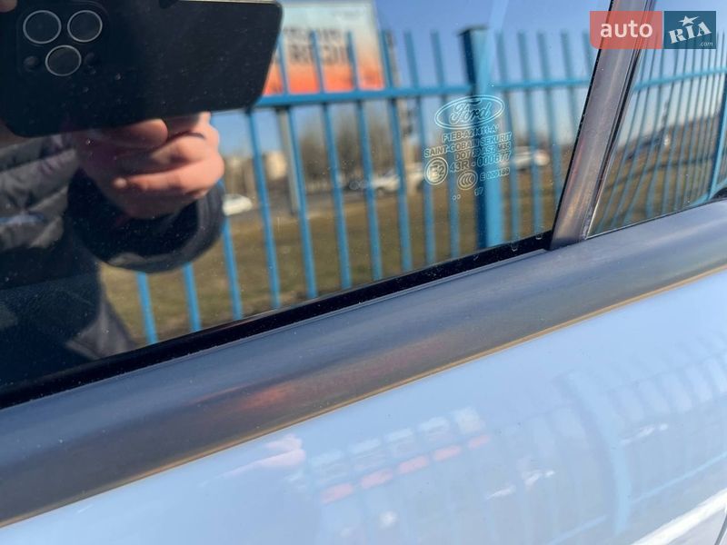 Седан Ford Focus 2017 в Черкасах