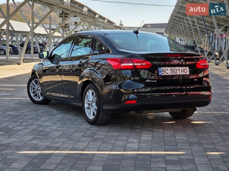 Седан Ford Focus 2017 в Львове