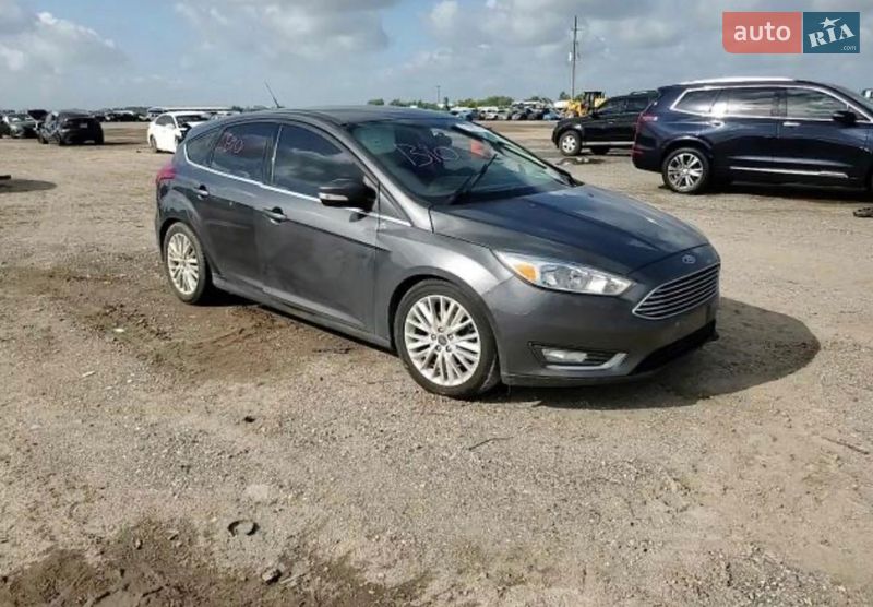 Хэтчбек Ford Focus 2016 в Стрые