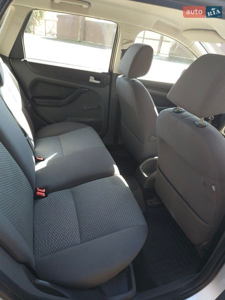 Универсал Ford Focus 2007 в Богодухове